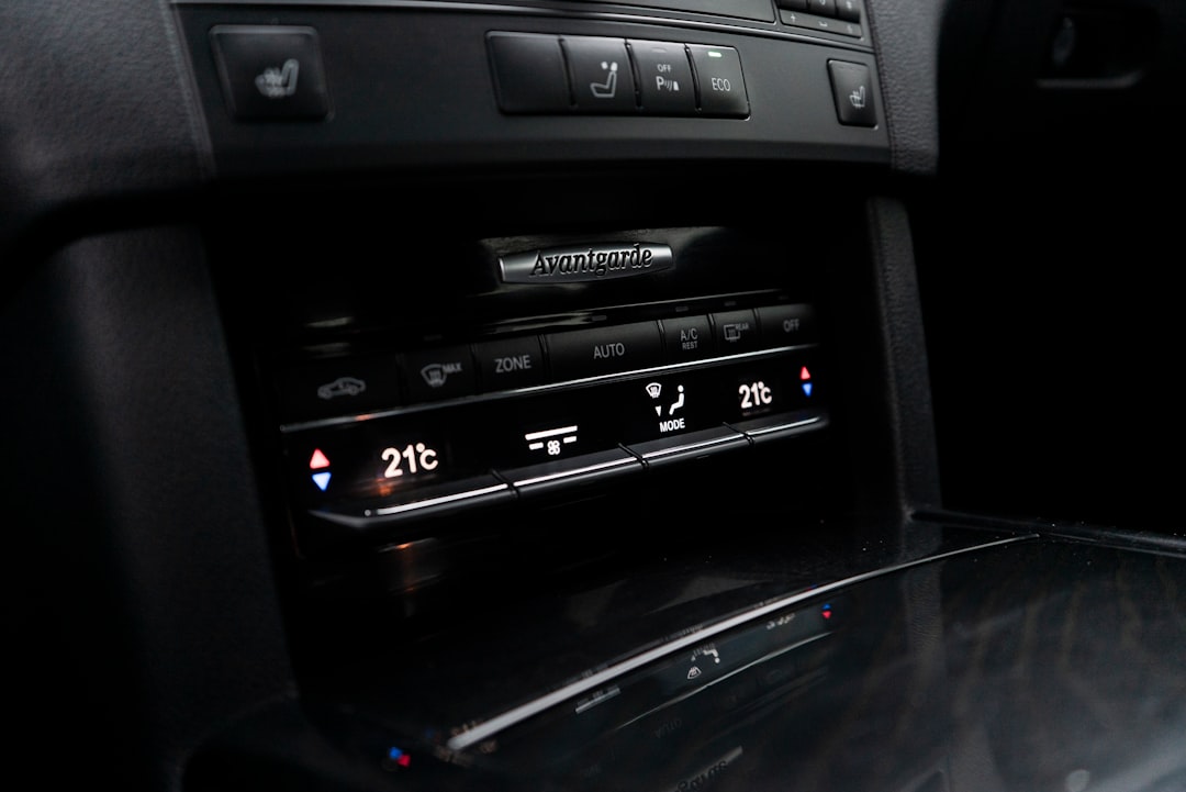 5 signalen dat je auto-airco onderhoud nodig heeft